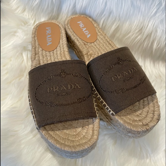 🛍️🛍️SOLD🛍️🛍️AUTHENTIC PRADA LOGO PLATFORM ESPADRILLES SANDALS - Picture 3 of 8